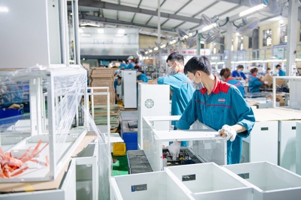 chup anh doanh nghiep san xuat ha noi 8