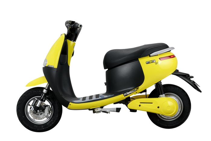 chup anh san pham xe dien xe may ha noi 008