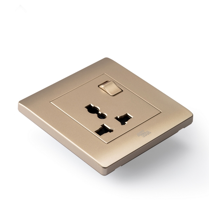 chup anh san pham cong tac o cam dien gia dung ha noi 001