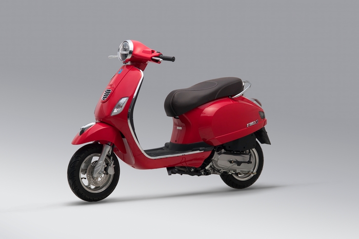 chup anh san pham xe dien xe may cao cap ha noi va lan can 007